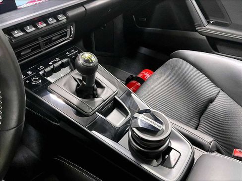 Used 2022 Porsche 911 GT3 image 19