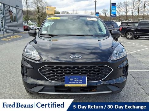 Certified 2022 Ford Escape SE w/ Cold Weather Package AWD/4WD image 3