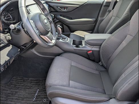 Used 2025 Subaru Outback Premium w/ Popular Package #1A AWD/4WD image 10