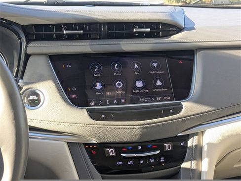 Used 2023 Cadillac XT5 Premium Luxury image 16