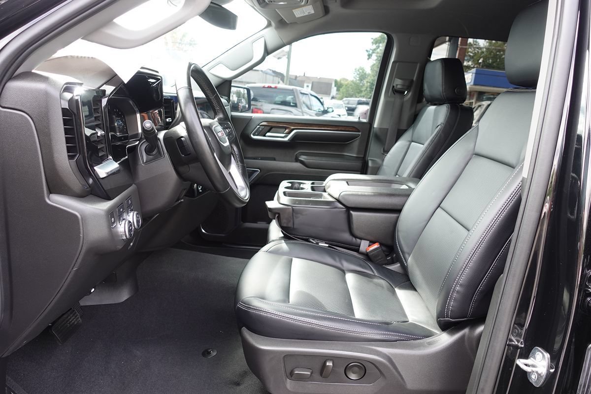 Used 2024 GMC Sierra 1500 Elevation AWD/4WD image 16