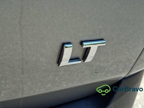 Certified 2023 Chevrolet Traverse LT w/ LT Premium Package AWD/4WD image 31