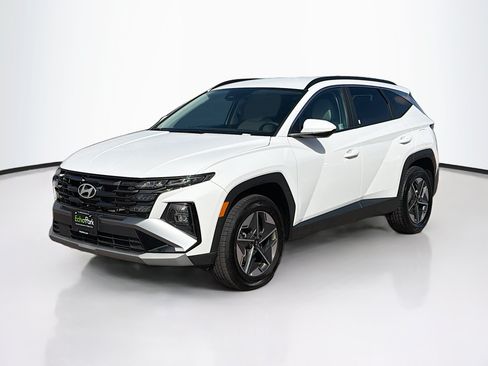 Used 2025 Hyundai Tucson SEL AWD/4WD image 3