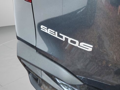 New 2026 Kia Seltos EX w/ EX Sunroof Package FWD image 10