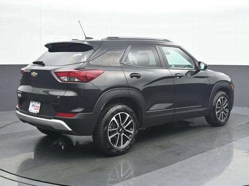 Used 2025 Chevrolet TrailBlazer LT FWD image 6