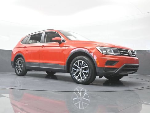 Used 2019 Volkswagen Tiguan SE w/ Panoramic Sunroof Package FWD image 59