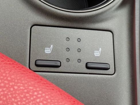 Used 2022 Toyota Camry XSE image 17