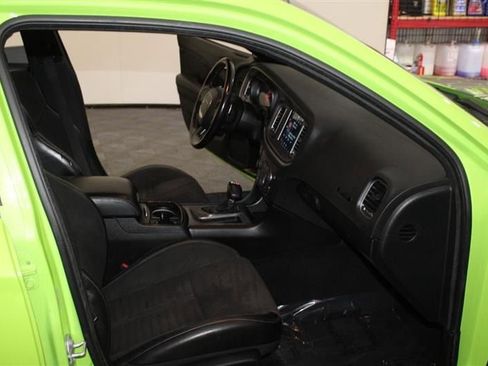 Used 2019 Dodge Charger Scat Pack w/ Daytona Edition Group RWD image 8