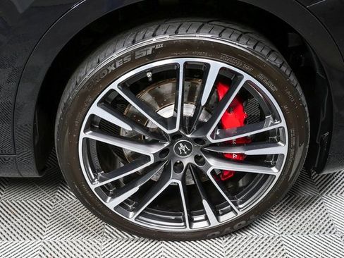 Used 2022 Maserati Levante Modena S image 39