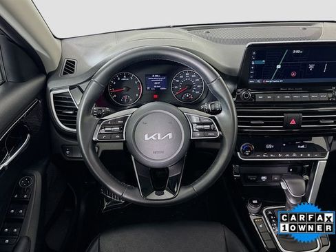 Used 2023 Kia Seltos EX image 22