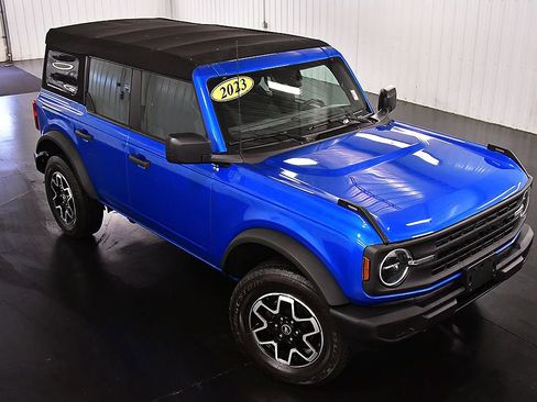Used 2023 Ford Bronco 4-Door AWD/4WD image 11