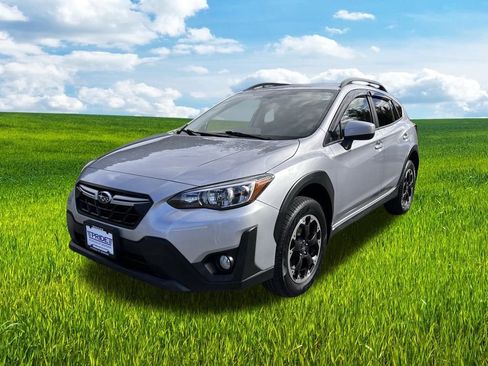 Used 2023 Subaru Crosstrek 2.0i Premium image 10