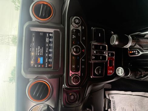 Used 2021 Jeep Gladiator Mojave w/ Trailer Tow Package AWD/4WD image 14