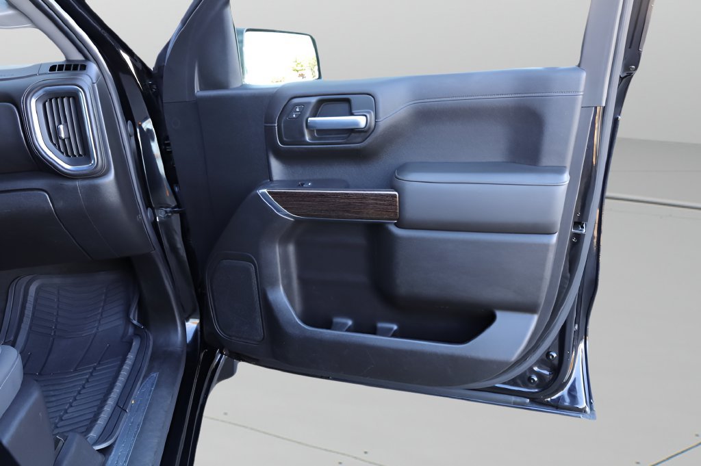 Used 2020 GMC Sierra 1500 Elevation AWD/4WD image 17