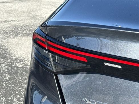 New 2025 Honda Accord SE image 11