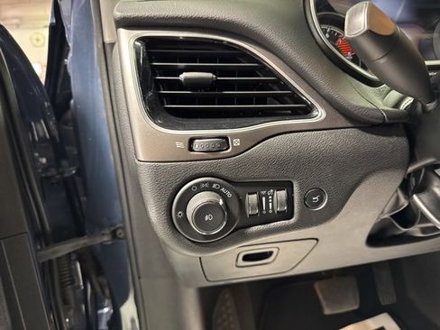 Certified 2021 Jeep Cherokee Limited w/ Elite Package image 16