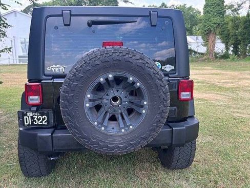 Used 2017 Jeep Wrangler Unlimited Sport AWD/4WD image 5