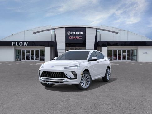 New 2026 Buick Envista Avenir image 8