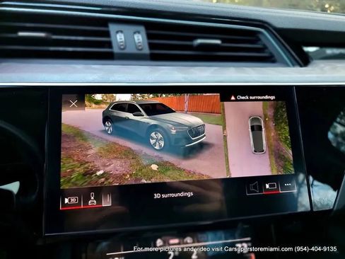 Used 2021 Audi e-tron Premium Plus w/ Premium Plus Package image 72