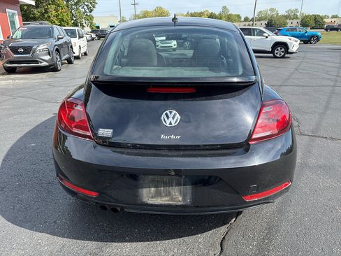 Used 2019 Volkswagen Beetle 2.0T S image 4