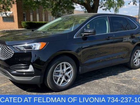 Used 2024 Ford Edge SEL image 4