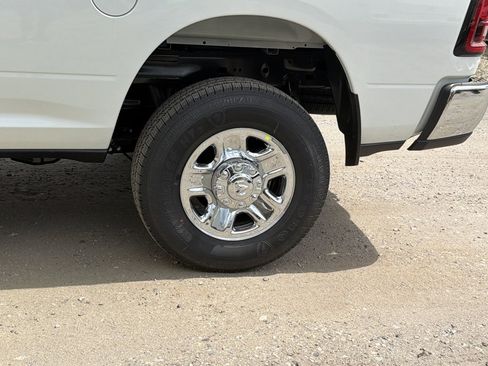 New 2026 RAM 2500 Tradesman AWD/4WD image 12
