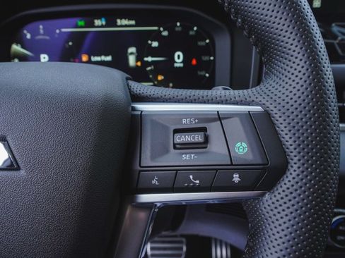 New 2026 Mitsubishi Outlander SEL FWD image 26