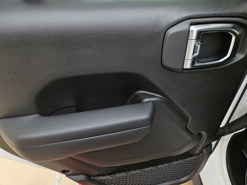 New 2026 Jeep Gladiator Rubicon image 13