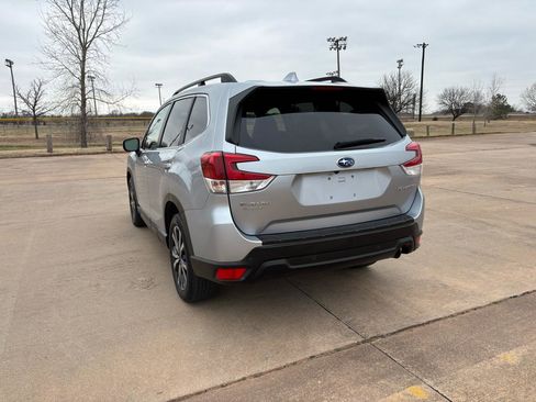 Used 2020 Subaru Forester Limited w/ Popular Package #3 image 7