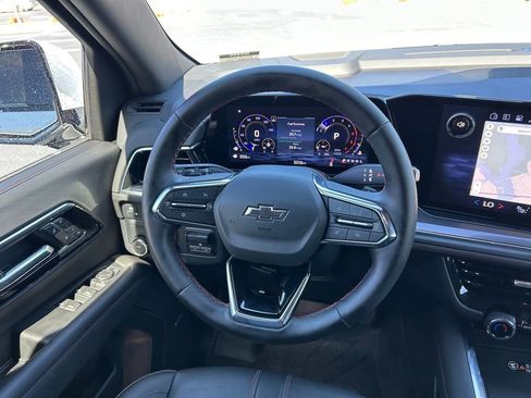 Used 2025 Chevrolet Suburban RST w/ Comfort Package image 26