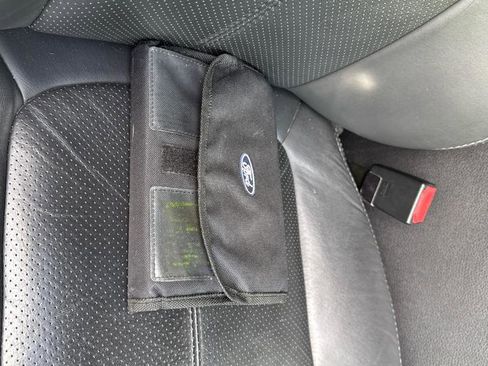 Used 2011 Ford F250 Lariat w/ Lariat Interior Pkg image 13