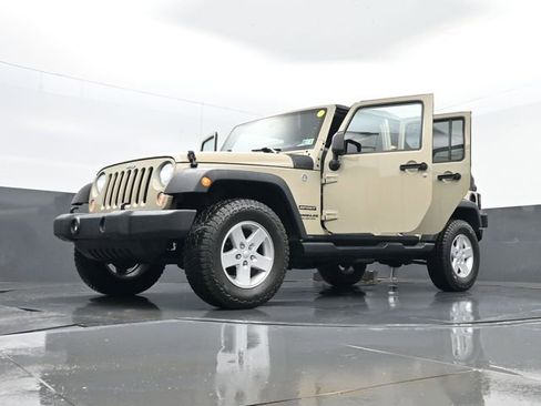 Used 2017 Jeep Wrangler Unlimited Sport w/ Quick Order Package 24S AWD/4WD image 30