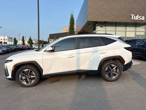 Certified 2026 Hyundai Tucson SEL Plus FWD image 1