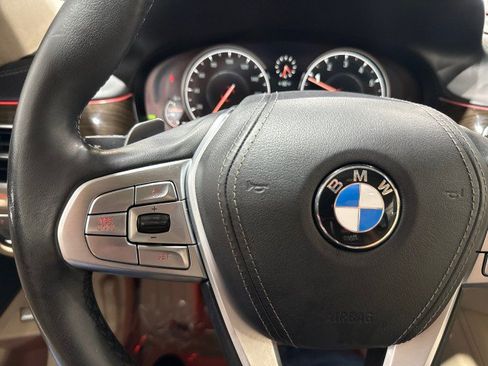 Used 2016 BMW 750i xDrive AWD/4WD image 22