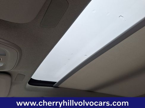 Certified 2026 Volvo XC40 B5 Ultra image 16