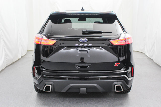Certified 2022 Ford Edge ST w/ Equipment Group 401A AWD/4WD image 6
