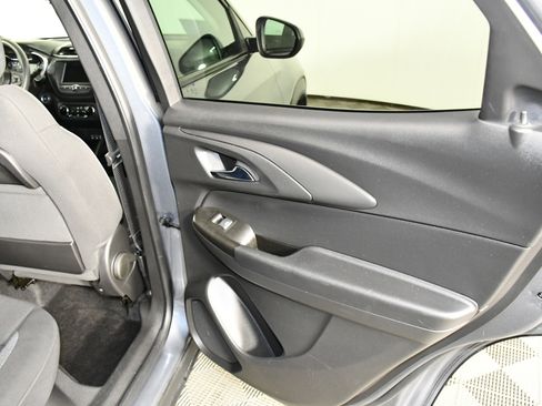 Used 2022 Chevrolet TrailBlazer LT image 43