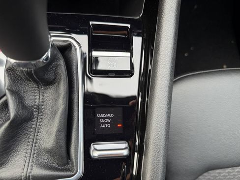 New 2026 Jeep Compass Latitude AWD/4WD image 19