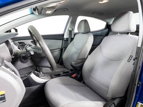 Used 2013 Hyundai Elantra GLS w/ Preferred Pkg image 15