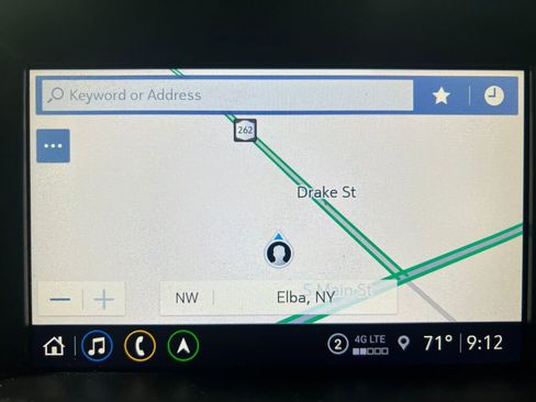 Used 2023 GMC Terrain AT4 w/ Infotainment Package II image 9