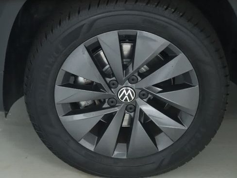 Used 2023 Volkswagen Taos S FWD image 36