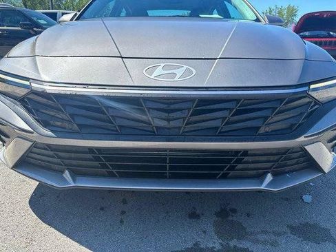 Certified 2024 Hyundai Elantra SEL FWD image 16
