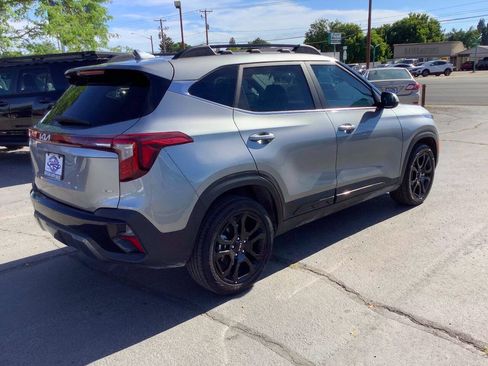 Used 2024 Kia Seltos X-Line AWD/4WD image 9