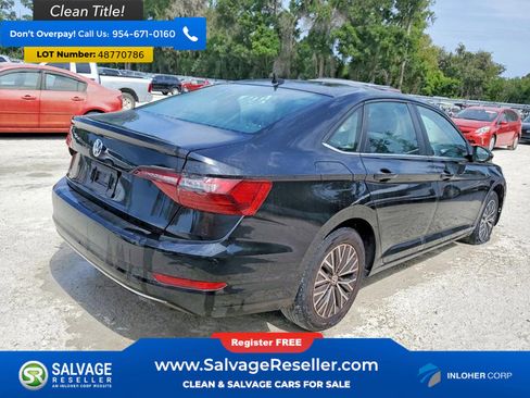 Used 2021 Volkswagen Jetta SE FWD image 4