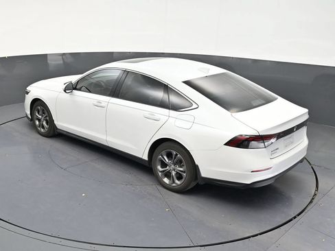 Used 2024 Honda Accord EX image 14