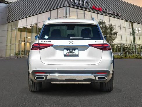 Used 2024 Mercedes-Benz GLE 350 4MATIC image 5