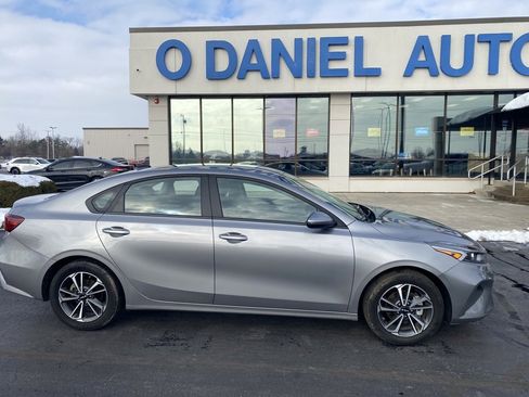 Used 2024 Kia Forte LXS w/ LXS Technology Package image 19