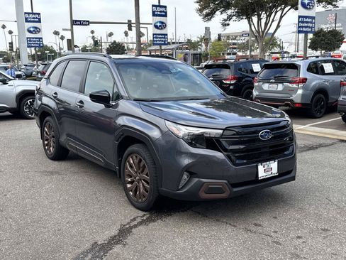 Used 2026 Subaru Forester Sport w/ Sport Package AWD/4WD image 3