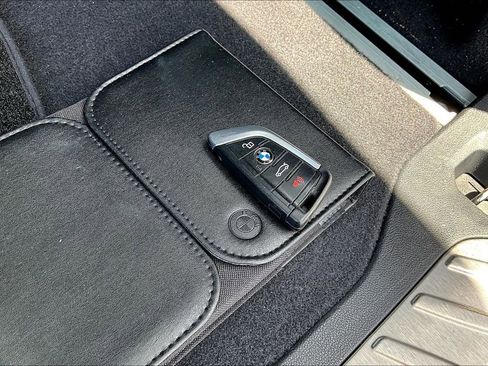 Used 2019 BMW X3 sDrive30i w/ Premium Package RWD image 36