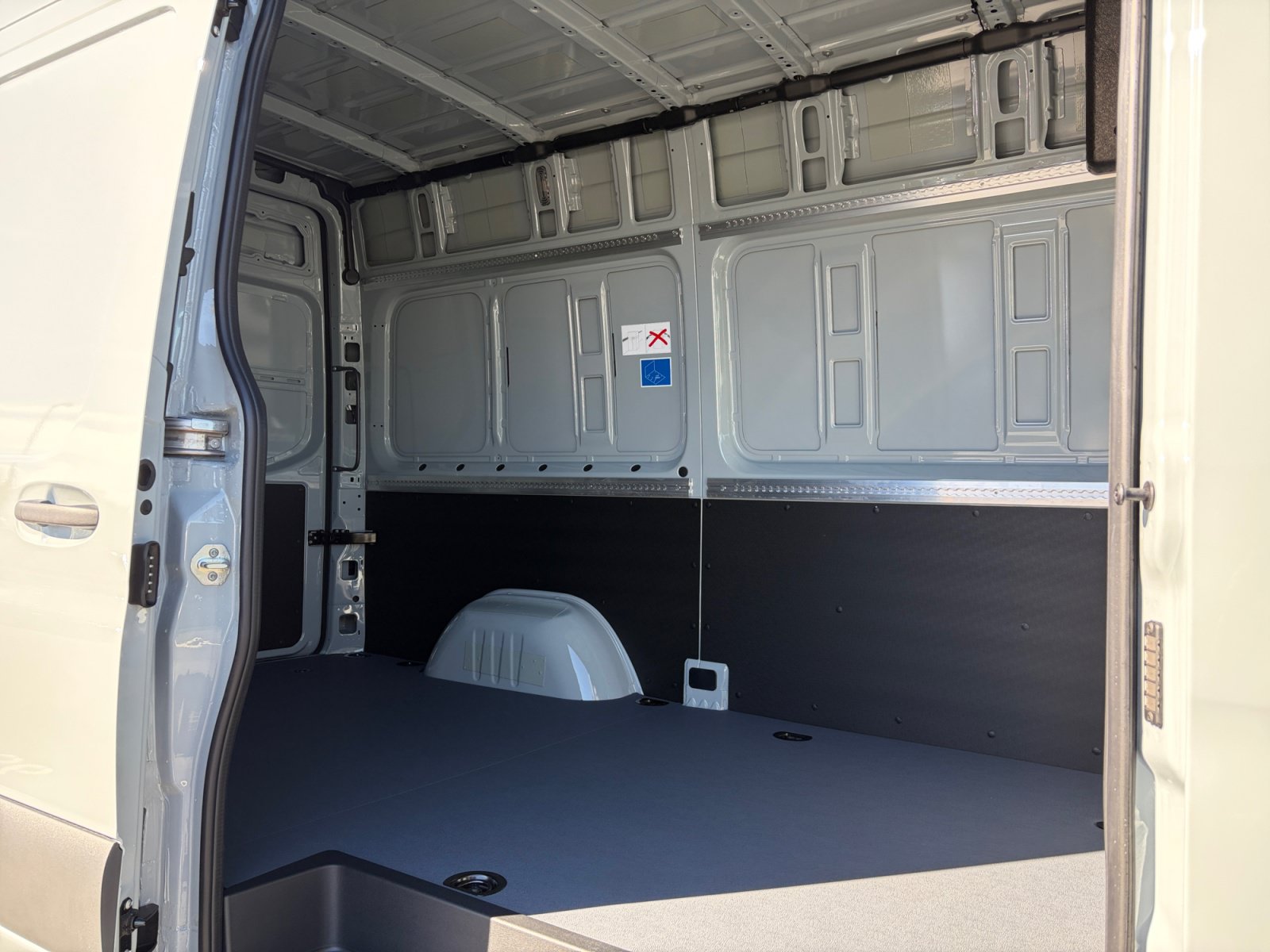 New 2026 Mercedes-Benz Sprinter 2500 image 30